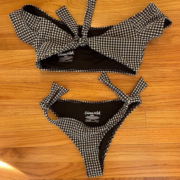 Cabana del Sol Gingham bikini set! - Picture 2 of 2
